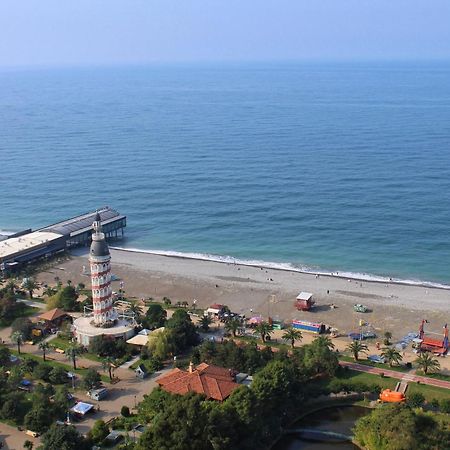 Best Location Apartments In บาทูมิ ภายนอก รูปภาพ